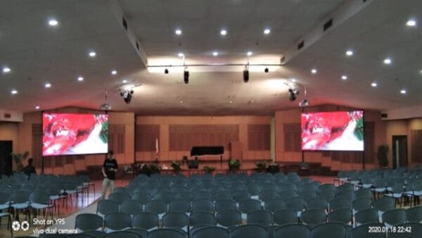 Led Screen Graduates Enhancing University Campuses with LED Screens - Caiyida Singapore
